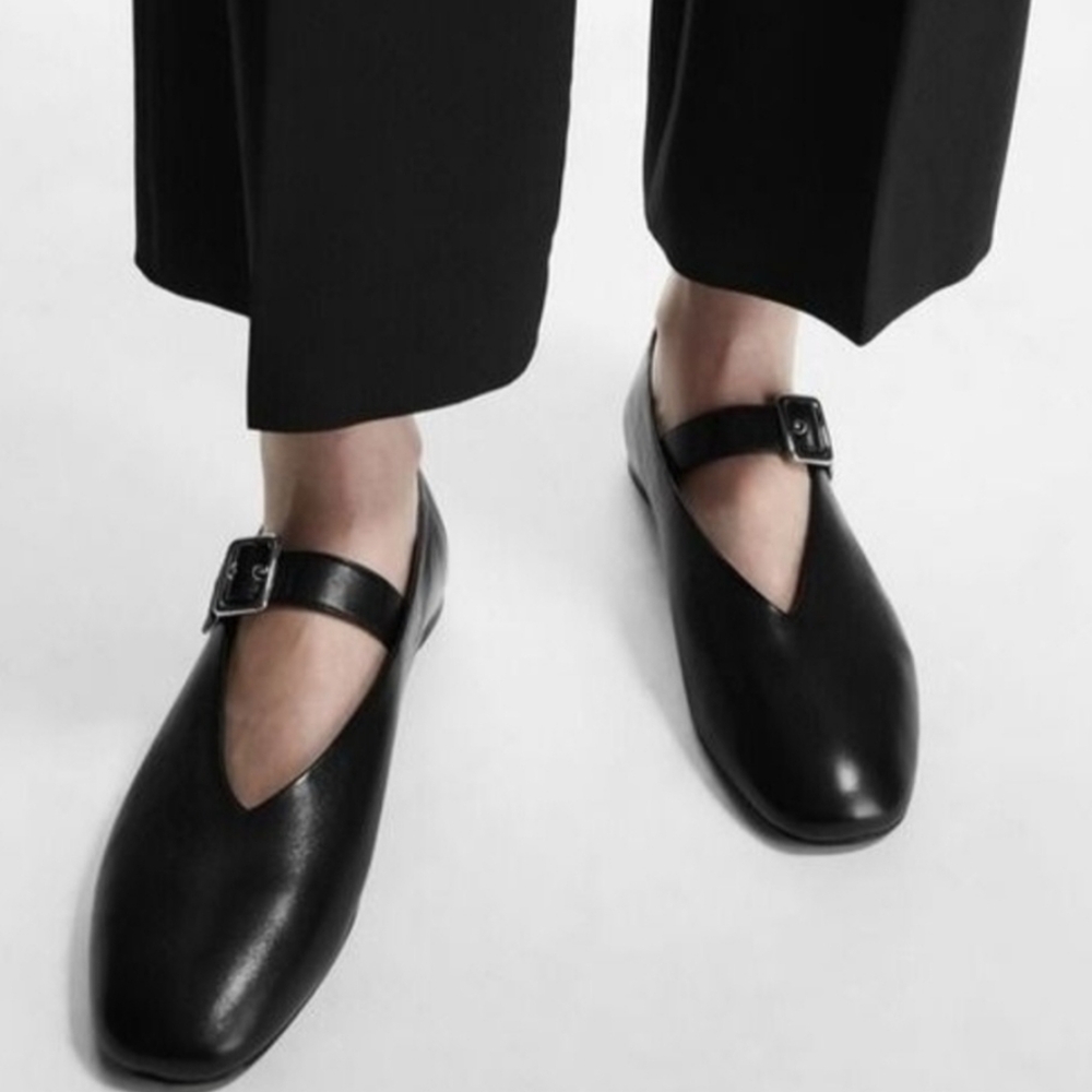 COS-Black Mary Jane Flats